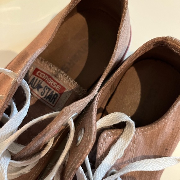 Brown Low Converse - Picture 2 of 2